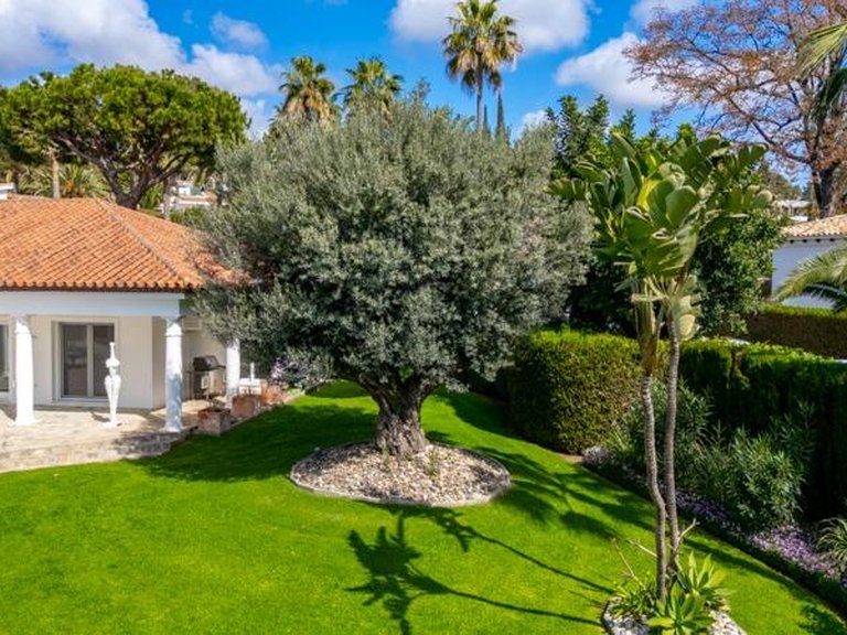 Apartment for Sale in Marbella, Malaga 69
