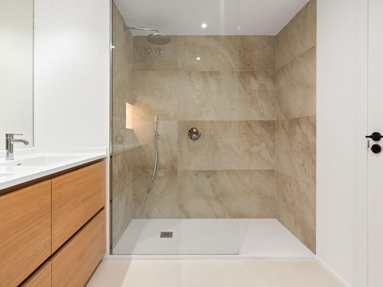 Apartment for Sale in Benahavis, Malaga 22