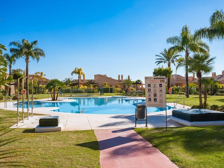Apartment for Sale in Benahavis, Malaga 54