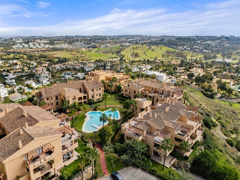 Apartment for Sale in Benahavis, Malaga 61