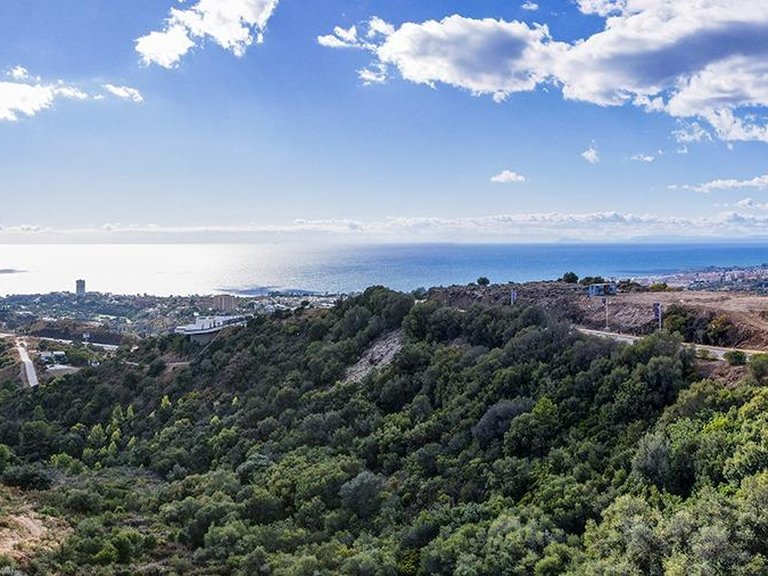 Apartment for Sale in Marbella, Malaga 18