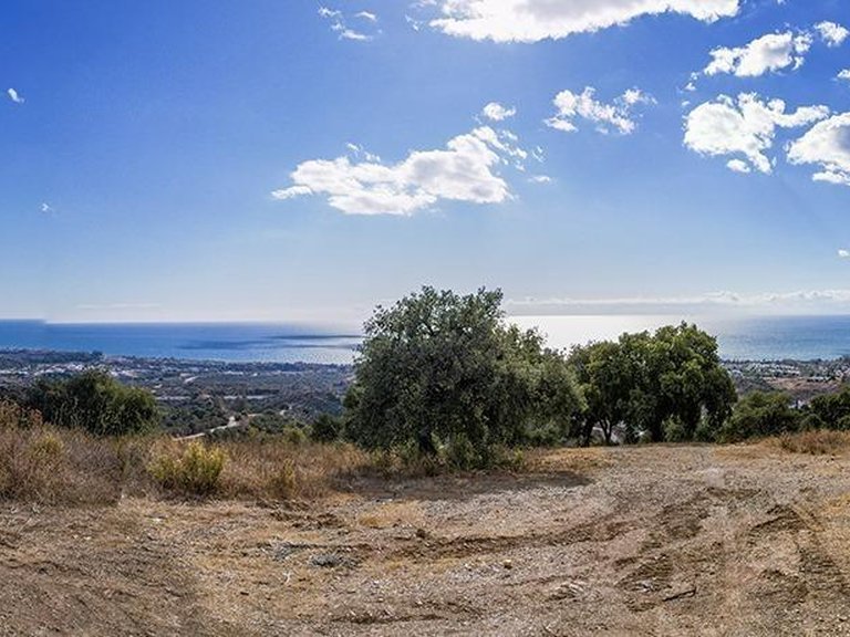 Apartment for Sale in Marbella, Malaga 19