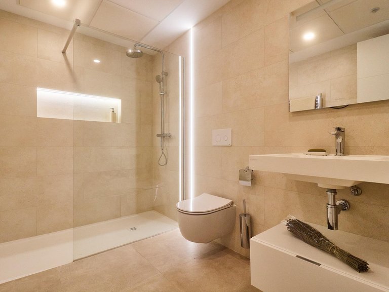 Apartment for Sale in Fuengirola, Malaga 24