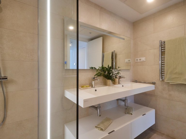 Apartment for Sale in Fuengirola, Malaga 17