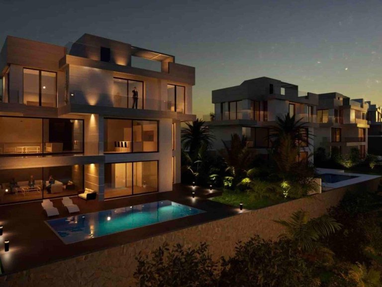 Villa for Sale in Estepona, Malaga 4