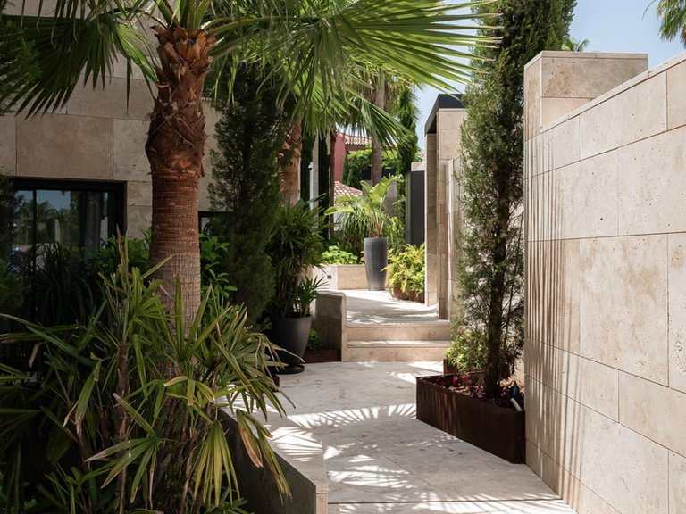 Apartment for Sale in Benahavis, Malaga 13