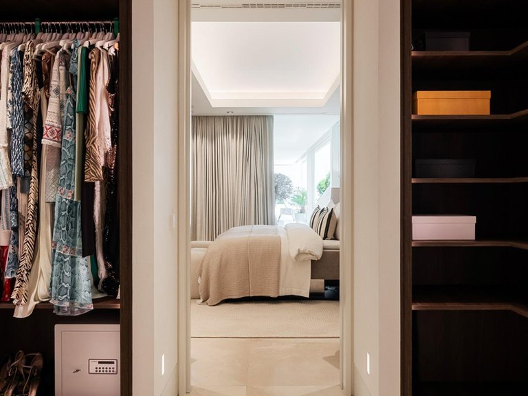 Apartment for Sale in Benahavis, Malaga 40