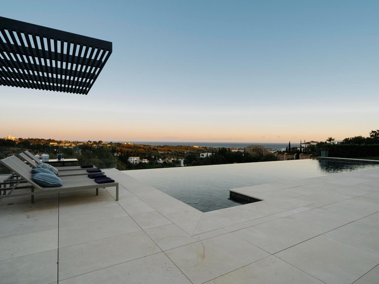 Apartment for Sale in Benahavis, Malaga 36