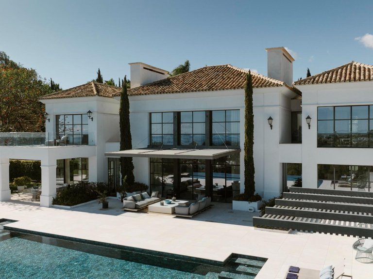 Apartment for Sale in Benahavis, Malaga 42