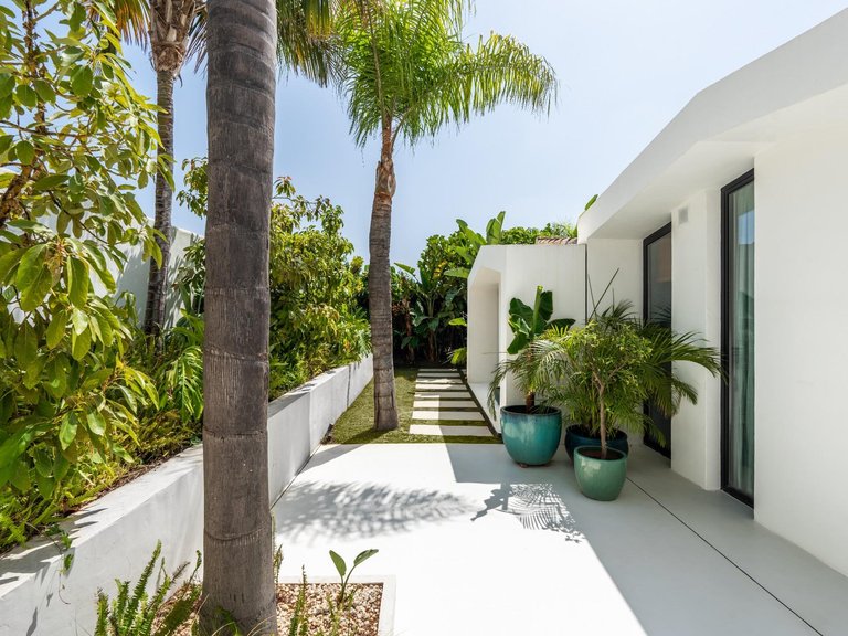 Apartment for Sale in Marbella, Malaga 15
