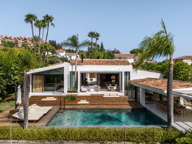 Apartment for Sale in Marbella, Malaga 21