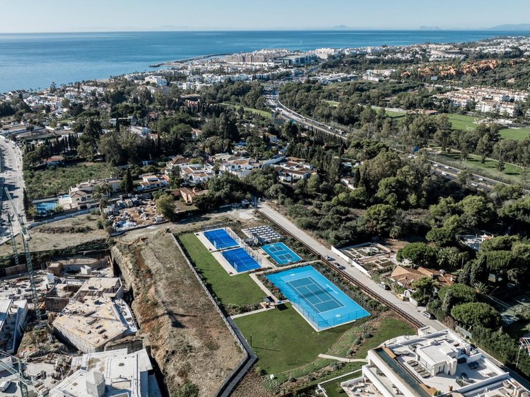 Town House for Sale in Marbella, Malaga 3
