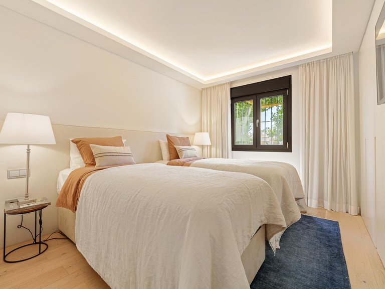 Town House for Sale in Marbella, Malaga 20