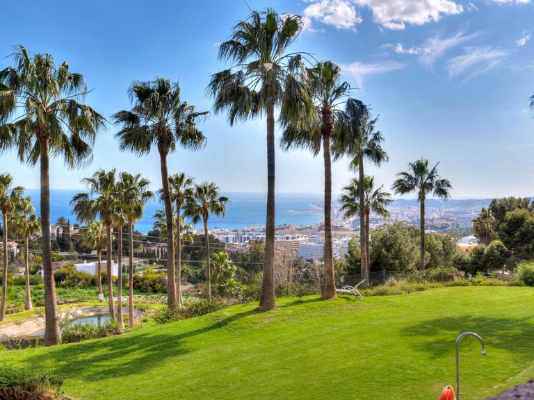 Apartment for Sale in Benalmádena, Malaga 25