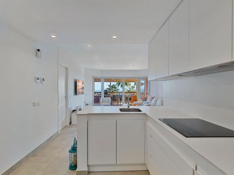 Apartment for Sale in Benalmádena, Malaga 4