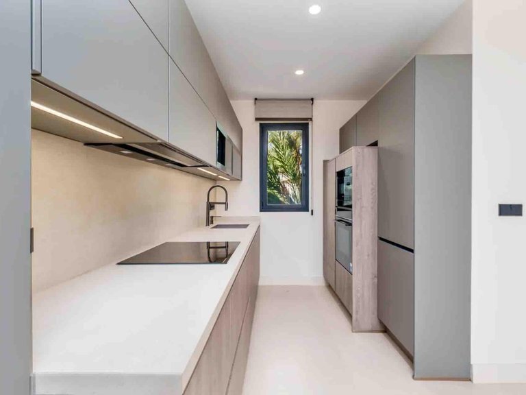 Apartment for Sale in Marbella, Malaga 5