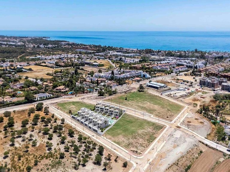 Town House for Sale in Estepona, Malaga 10