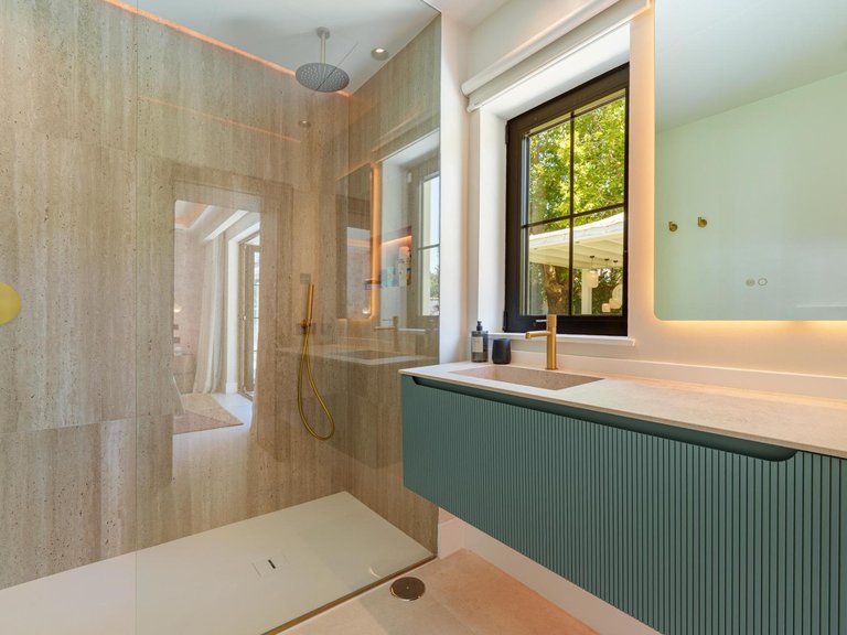 Villa for Sale in Marbella, Malaga 31