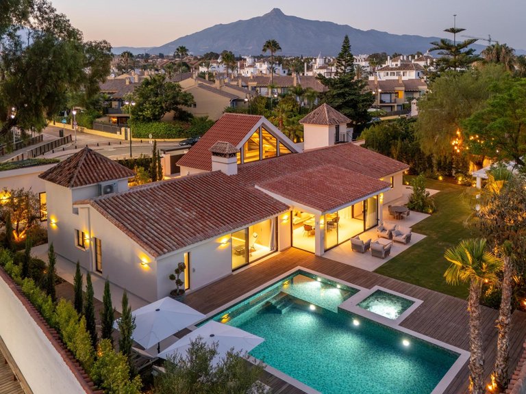 Apartment for Sale in Marbella, Malaga 63
