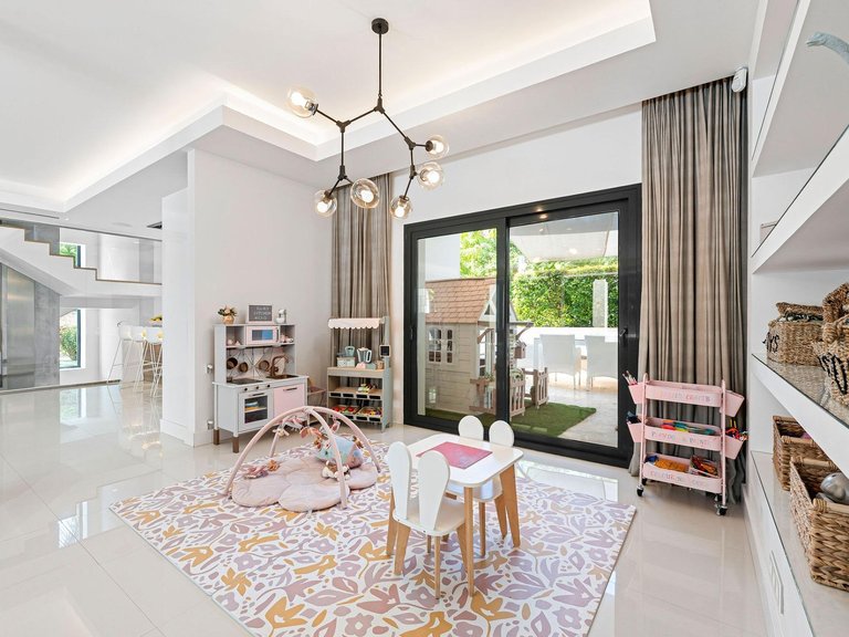 Apartment for Sale in Benahavis, Malaga 51