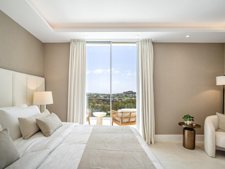 Town House for Sale in Benahavis, Malaga 17
