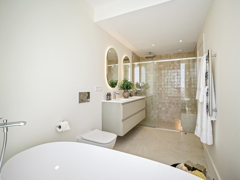 Town House for Sale in Benahavis, Malaga 23