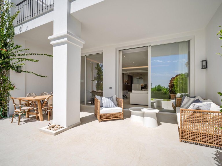 Town House for Sale in Benahavis, Malaga 27