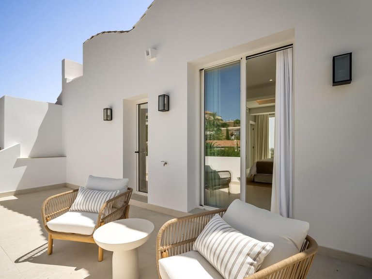 Town House for Sale in Benahavis, Malaga 32