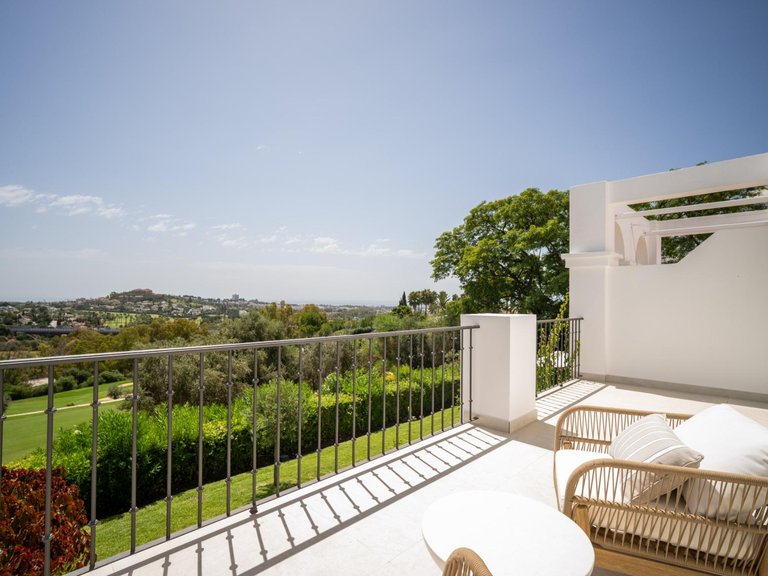 Town House for Sale in Benahavis, Malaga 33