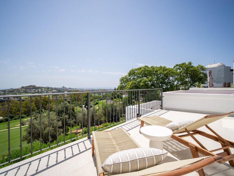 Town House for Sale in Benahavis, Malaga 36