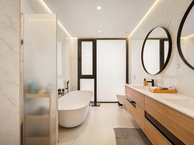 Villa for Sale in Estepona, Malaga 16