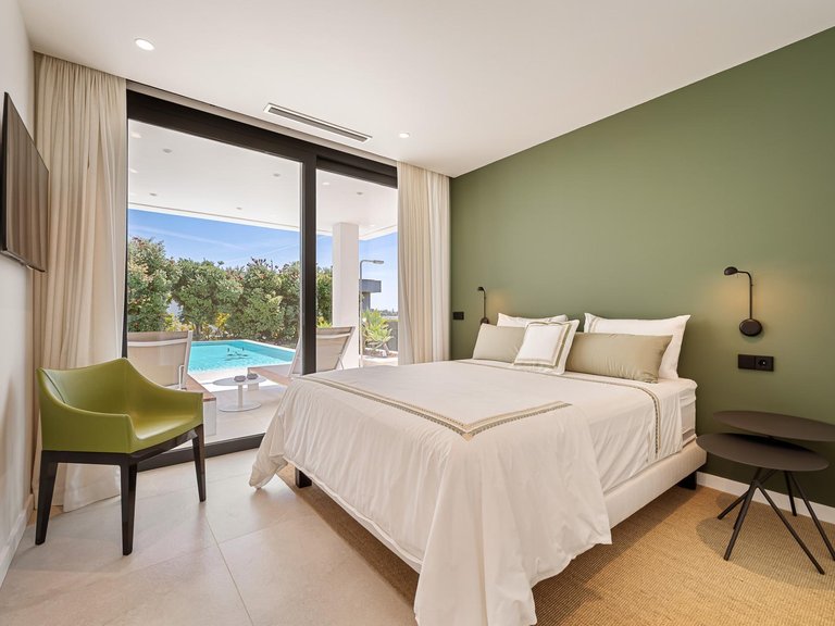 Villa for Sale in Estepona, Malaga 22