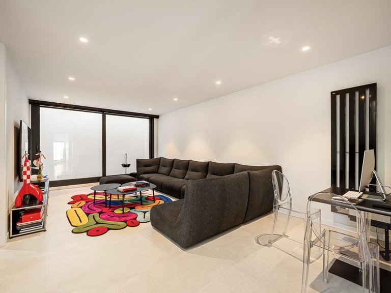 Villa for Sale in Estepona, Malaga 23