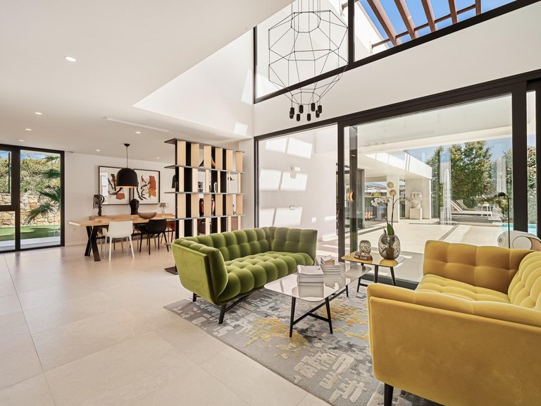 Villa for Sale in Estepona, Malaga 9