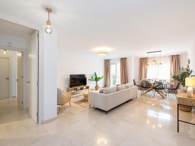 Apartment for Sale in Fuengirola, Malaga 12
