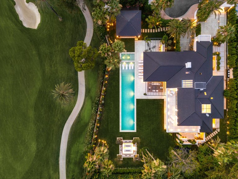 Villa for Sale in Marbella, Malaga 2