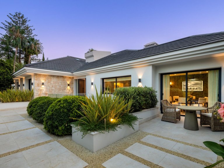 Villa for Sale in Marbella, Malaga 4