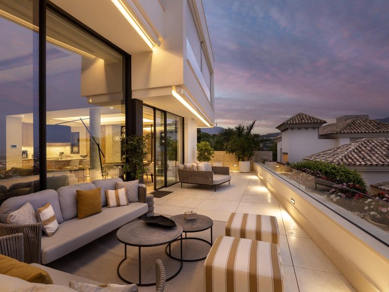 Town House for Sale in Benahavis, Malaga 2
