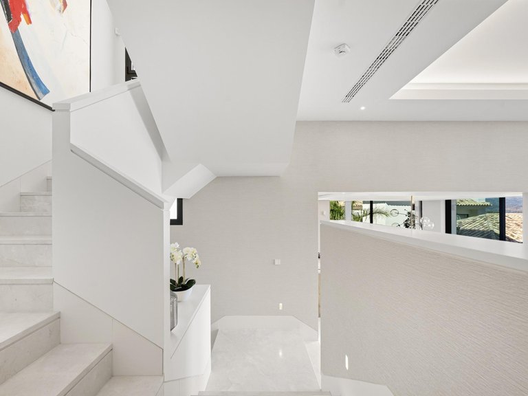 Town House for Sale in Benahavis, Malaga 23