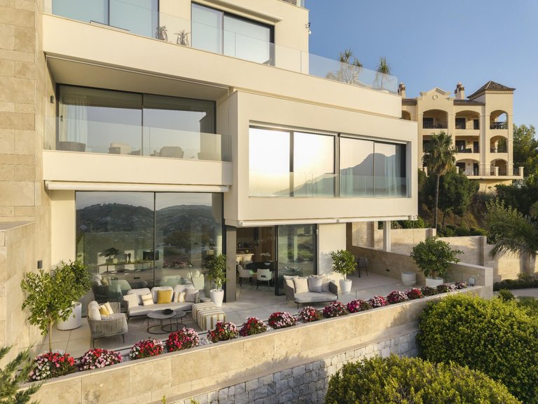 Town House for Sale in Benahavis, Malaga 34