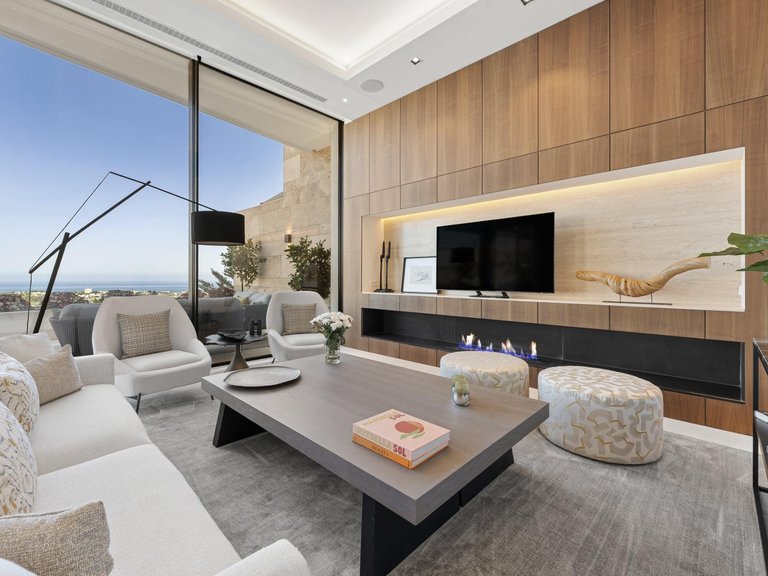 Town House for Sale in Benahavis, Malaga 8
