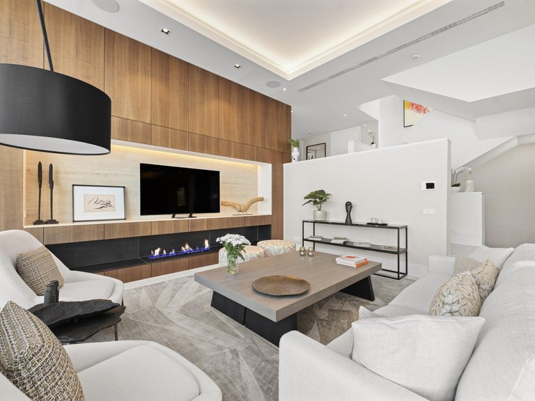 Town House for Sale in Benahavis, Malaga 9
