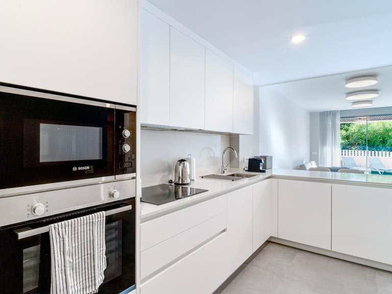 Apartment for Sale in Marbella, Malaga 12