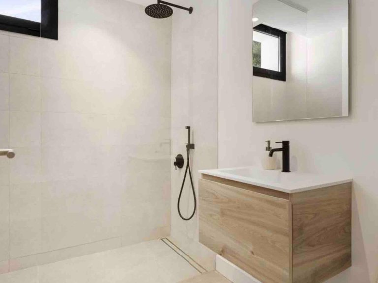 Apartment for Sale in Marbella, Malaga 12
