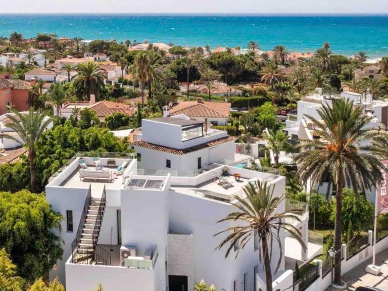Apartment for Sale in Marbella, Malaga 2
