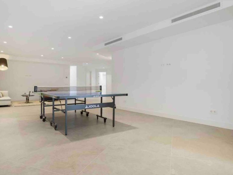 Apartment for Sale in Marbella, Malaga 24