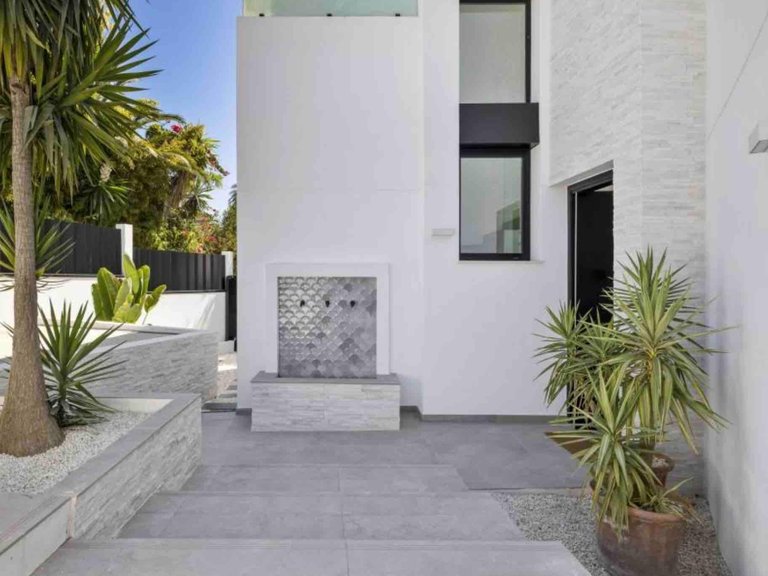 Apartment for Sale in Marbella, Malaga 30