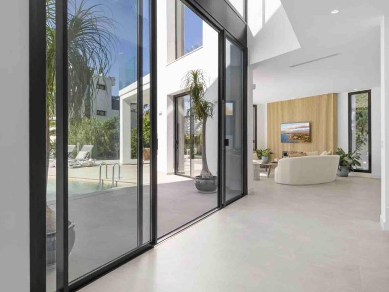 Apartment for Sale in Marbella, Malaga 32