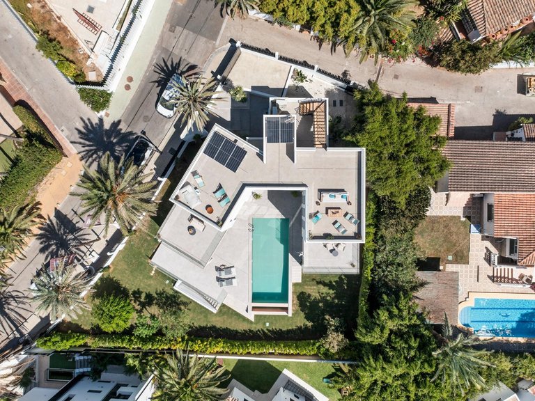 Apartment for Sale in Marbella, Malaga 42