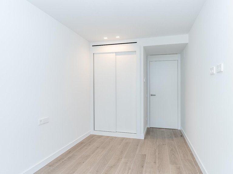 Apartment for Sale in Fuengirola, Malaga 11